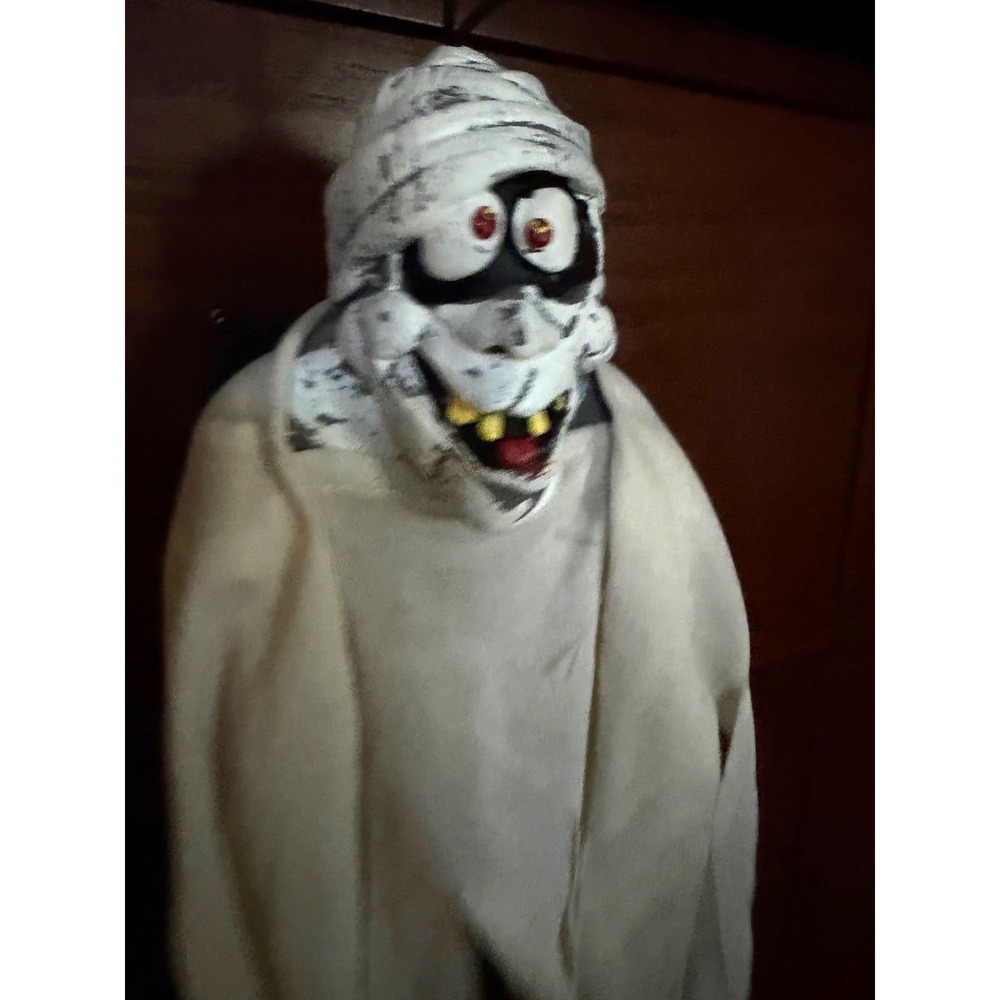 Vintage 2006 Paper Magic Group Hanging Mummy Halloween Prop Latex Face Decor